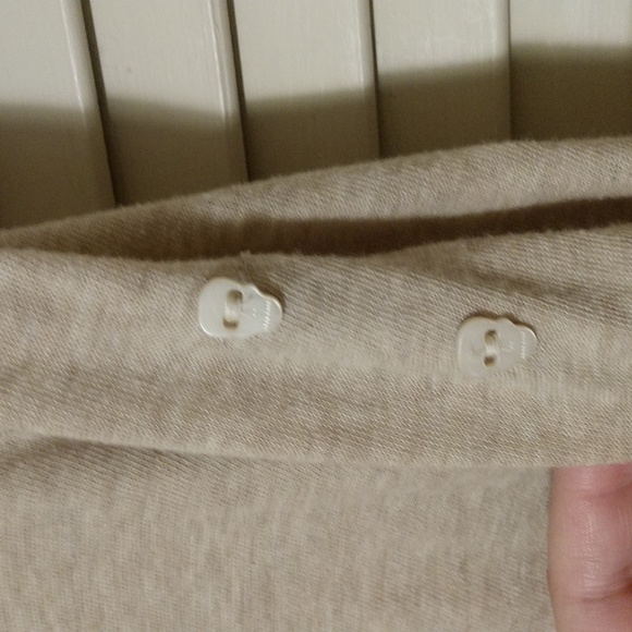 Zadig & Voltaire Rigby Cov Cream Tan V-Neck Sweater - Picture 9 of 10